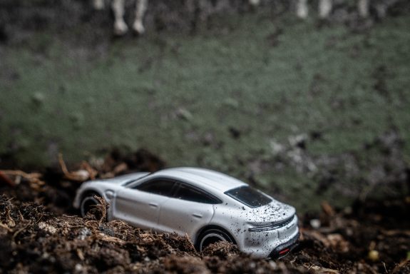 Hot Wheels Porsche Taycan Turbo S